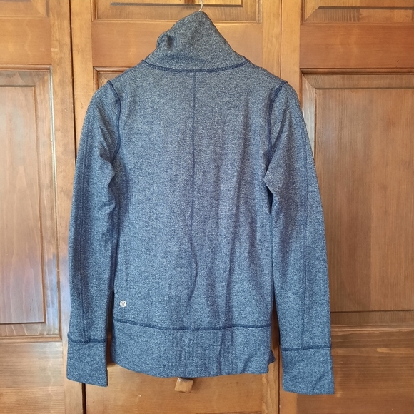 Lululemon Daily Yoga Jacket Herringbone Black Swan Zipper Jacket W4A48S Size 6 - Picture 10 of 15